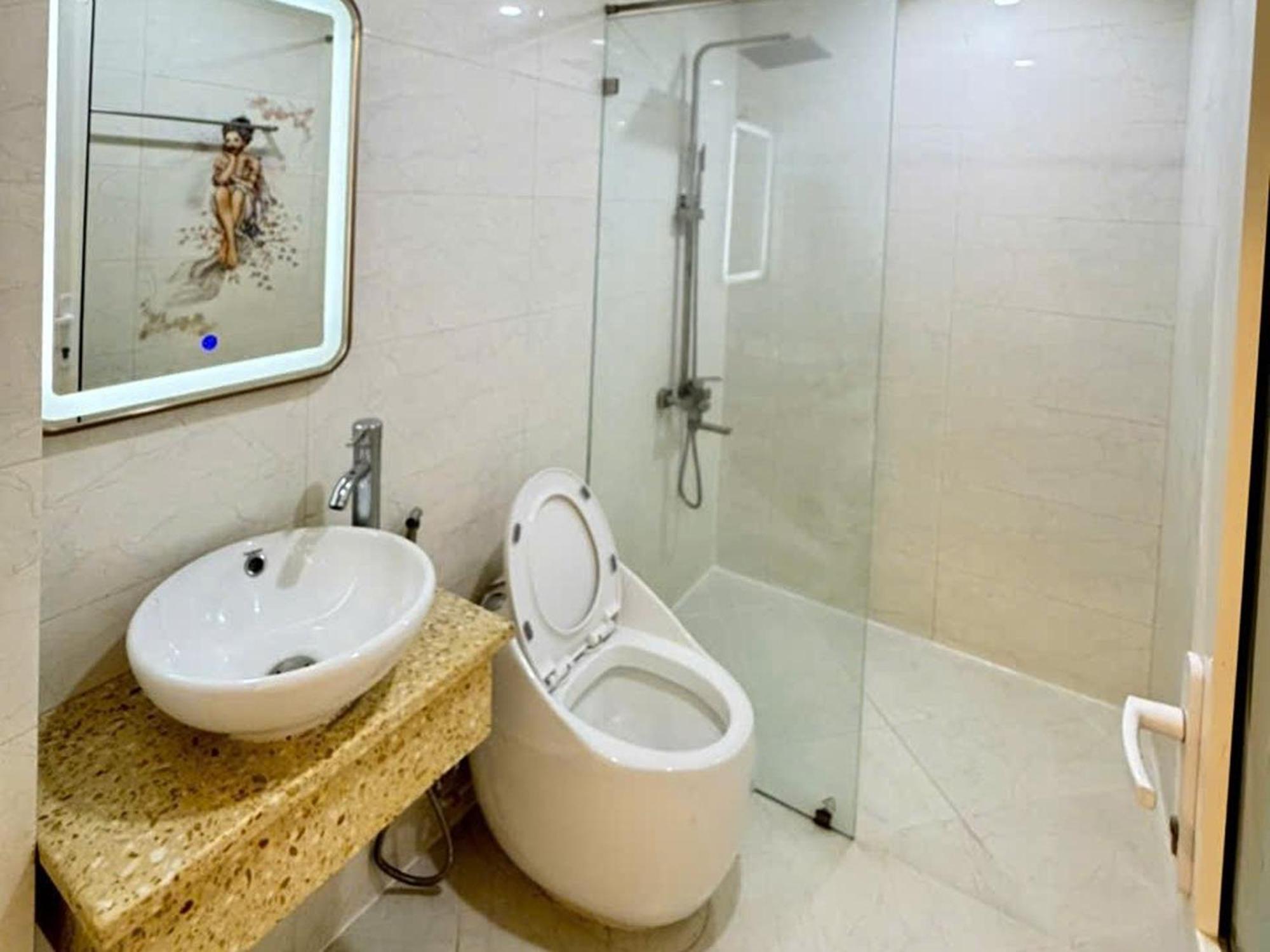 הו צ'י מין סיטי Minh Ngoc Hotel מראה חיצוני תמונה