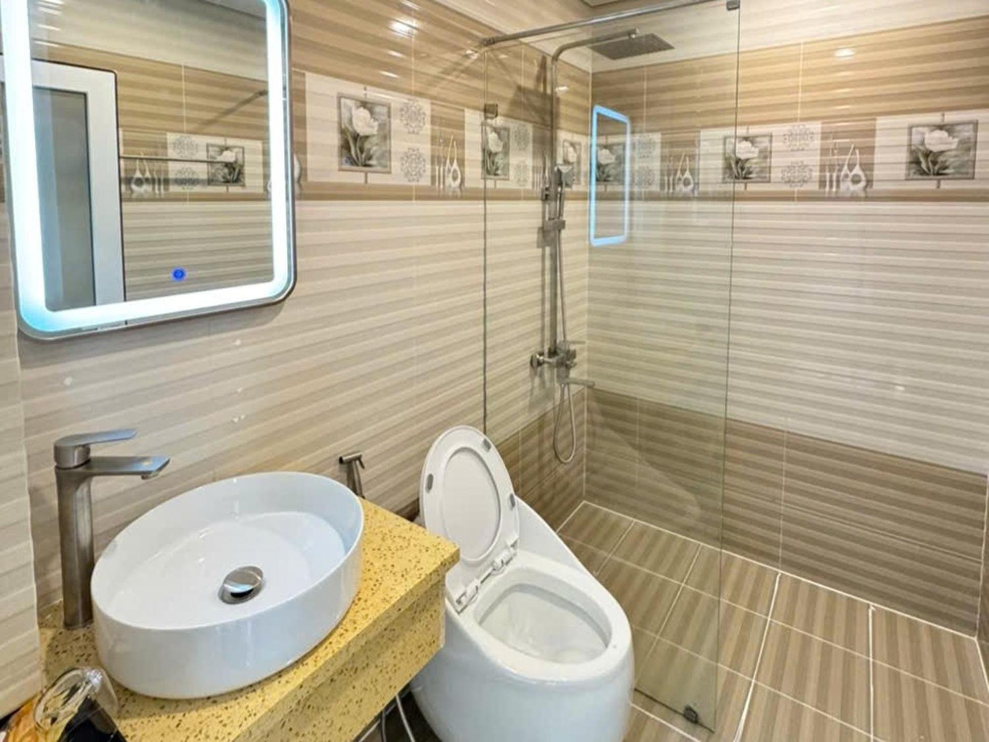 הו צ'י מין סיטי Minh Ngoc Hotel מראה חיצוני תמונה